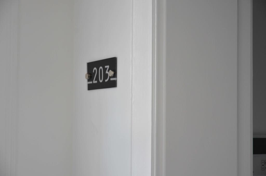 Edificio Charles 203 Διαμέρισμα Φουνκάλ Εξωτερικό φωτογραφία